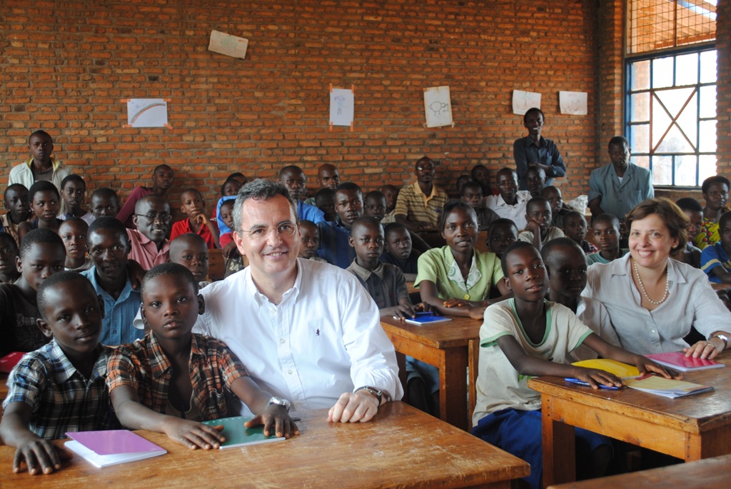 L'incontro con i bambini di Bujumbura e Marco Impagliazzo, Presidente della Comunità di Sant'Egidio